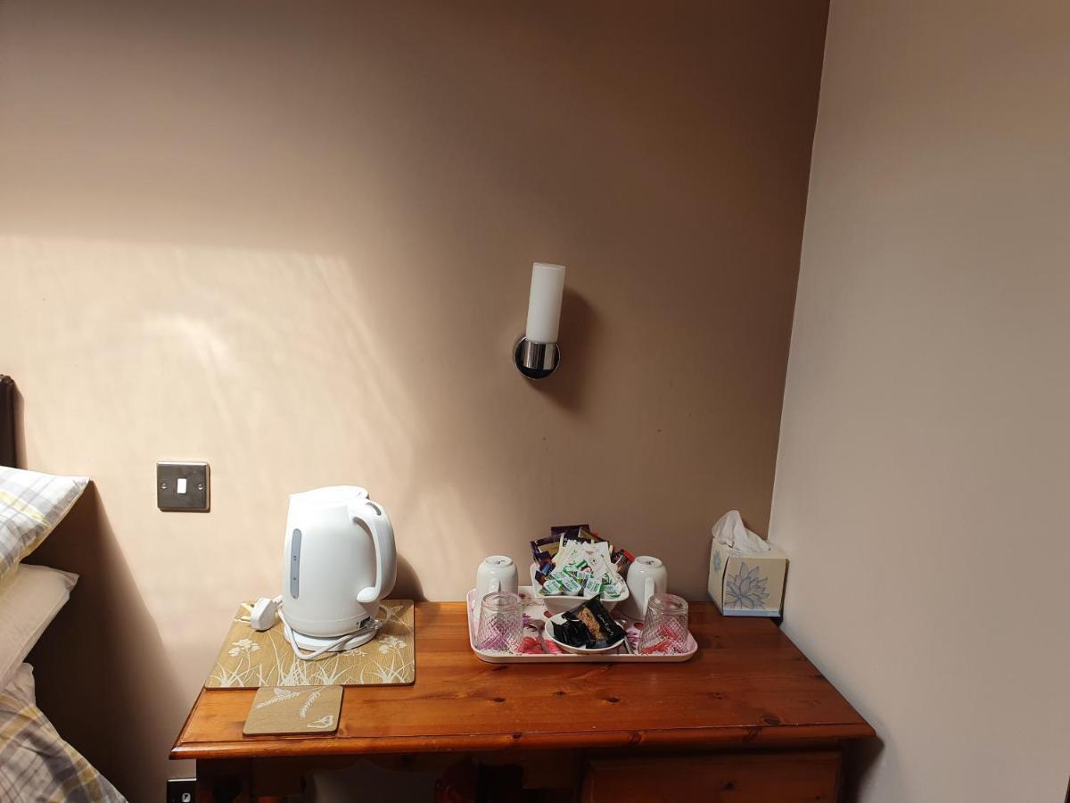 Penryn Guest House, Ensuite Rooms, Free Parking And Free Wifi Stratford-upon-Avon Exterior photo