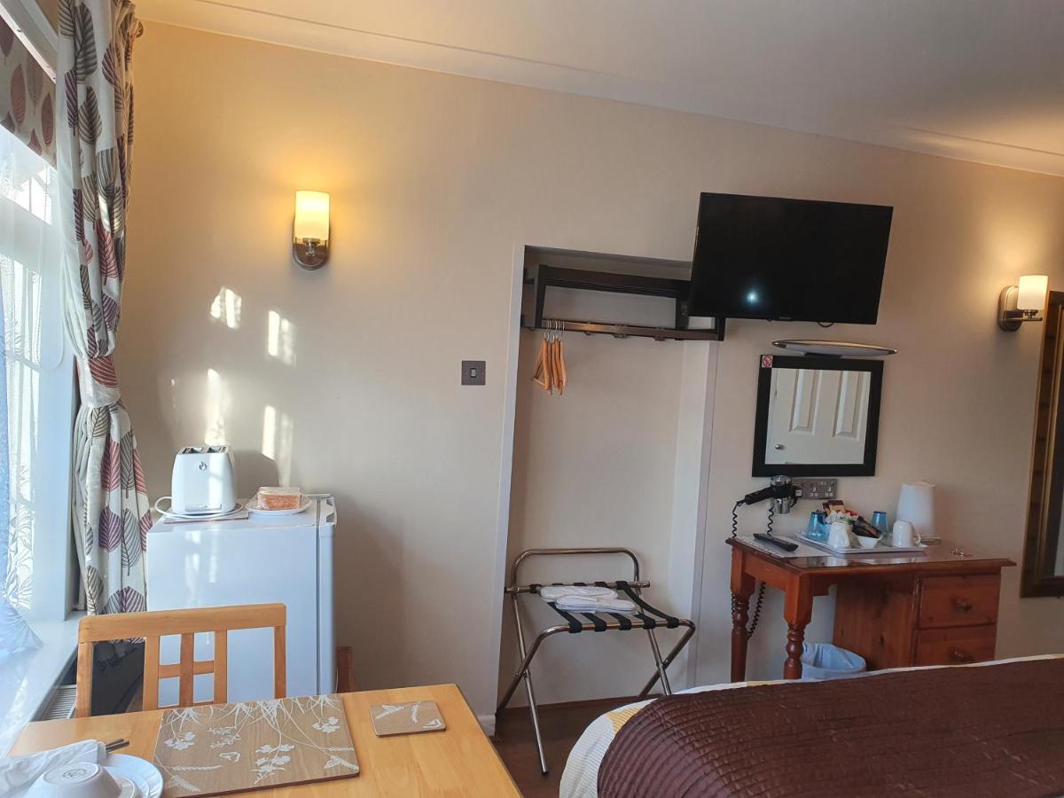 Penryn Guest House, Ensuite Rooms, Free Parking And Free Wifi Stratford-upon-Avon Exterior photo