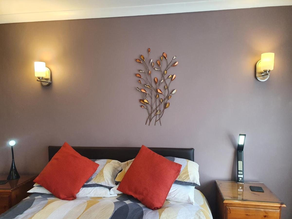 Penryn Guest House, Ensuite Rooms, Free Parking And Free Wifi Stratford-upon-Avon Exterior photo