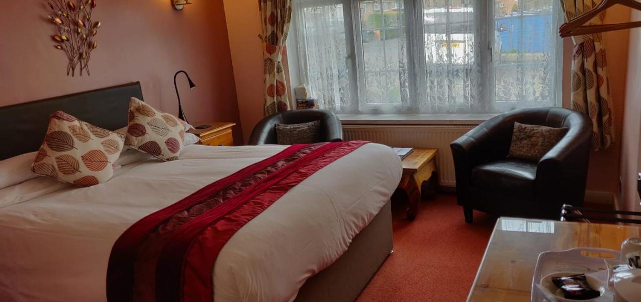 Penryn Guest House, Ensuite Rooms, Free Parking And Free Wifi Stratford-upon-Avon Exterior photo